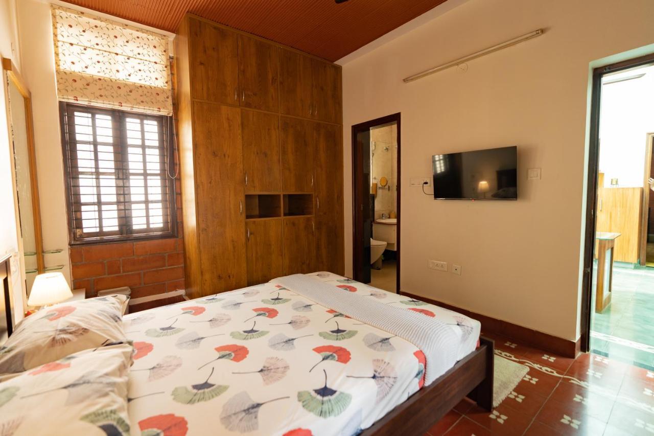Luho Stone House Bed and Breakfast Bangalore Eksteriør billede