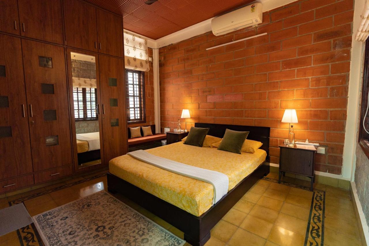 Luho Stone House Bed and Breakfast Bangalore Eksteriør billede