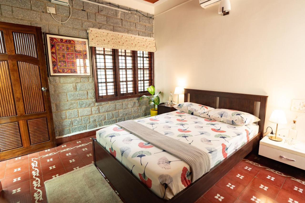 Luho Stone House Bed and Breakfast Bangalore Eksteriør billede
