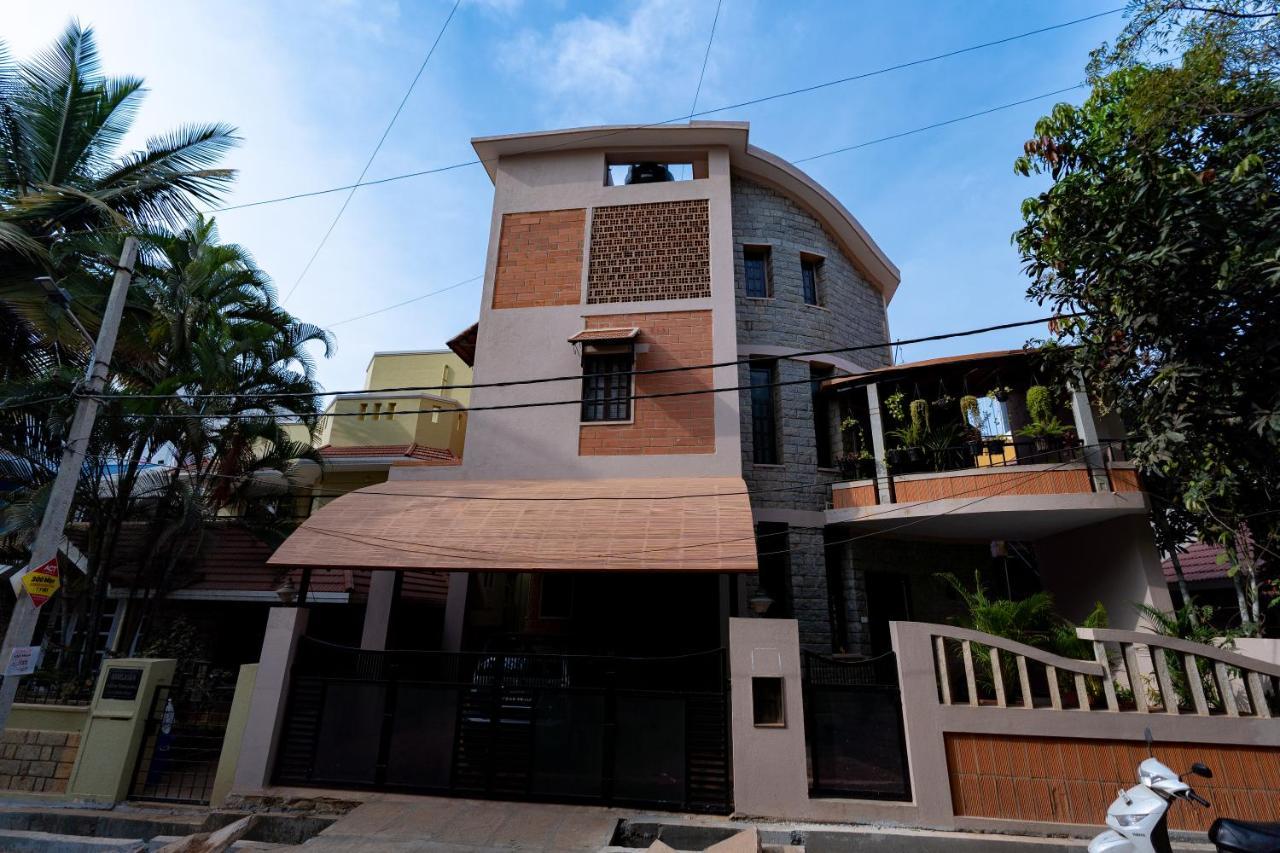 Luho Stone House Bed and Breakfast Bangalore Eksteriør billede