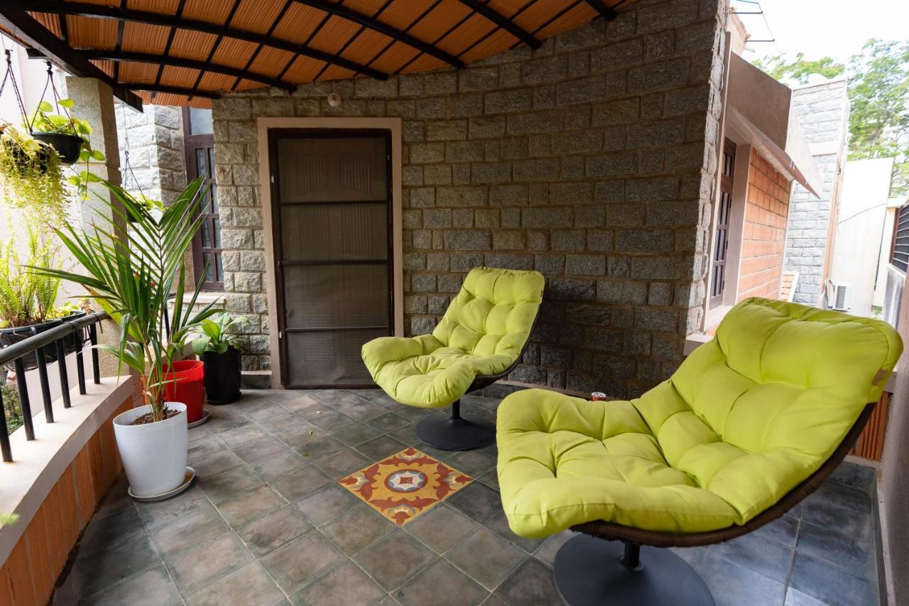 Luho Stone House Bed and Breakfast Bangalore Eksteriør billede