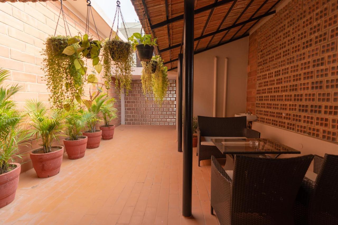 Luho Stone House Bed and Breakfast Bangalore Eksteriør billede