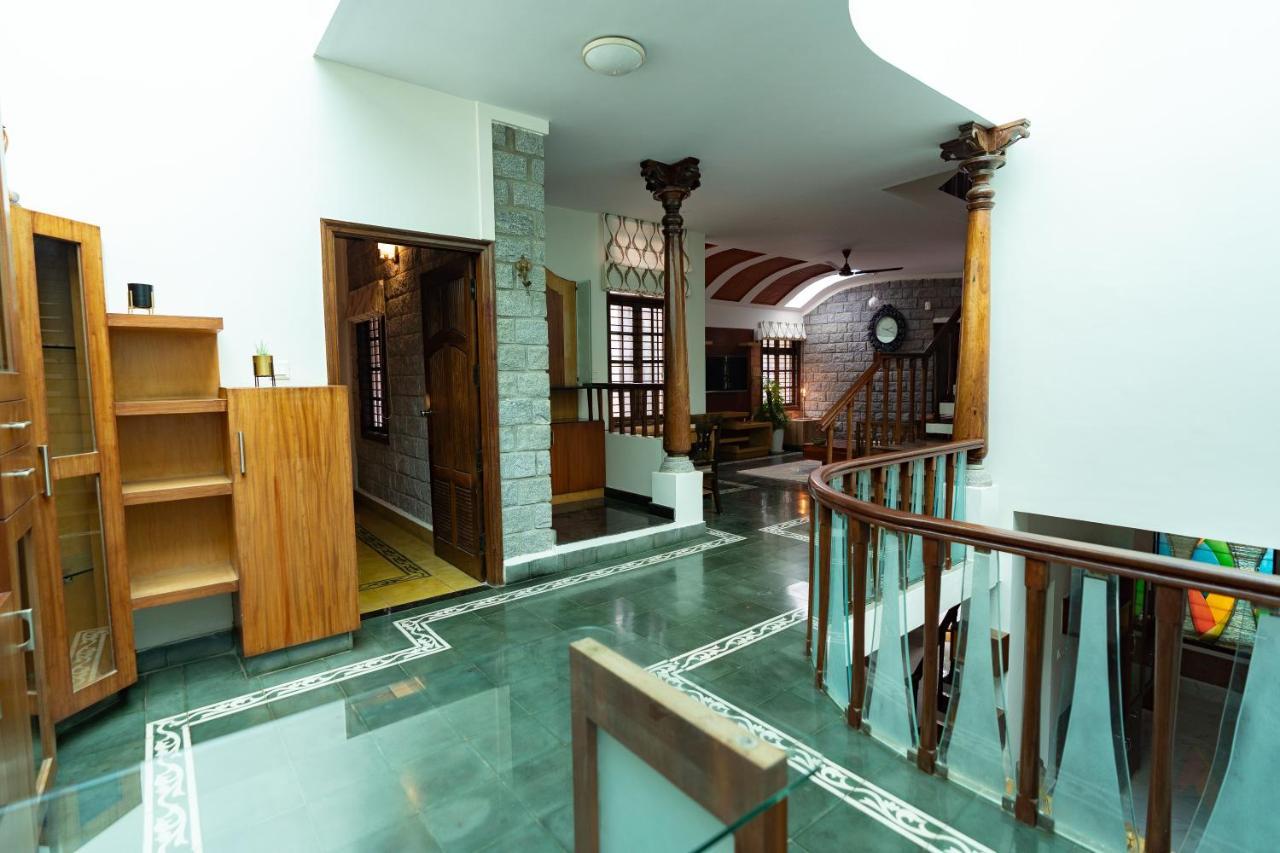 Luho Stone House Bed and Breakfast Bangalore Eksteriør billede
